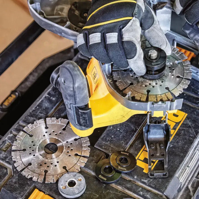 DeWalt Cordless 54V Wall Chaser | DCG200NT