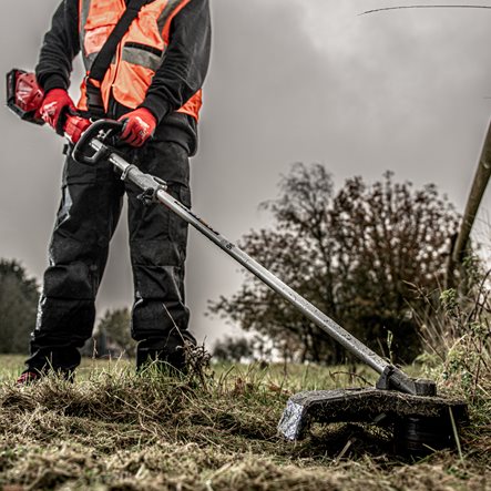 Milwaukee M18 FOPH-LTA Line Trimmer Attachment