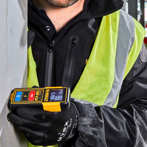 DeWalt 30m Laser Distance Measure with Bluetooth | DW099S